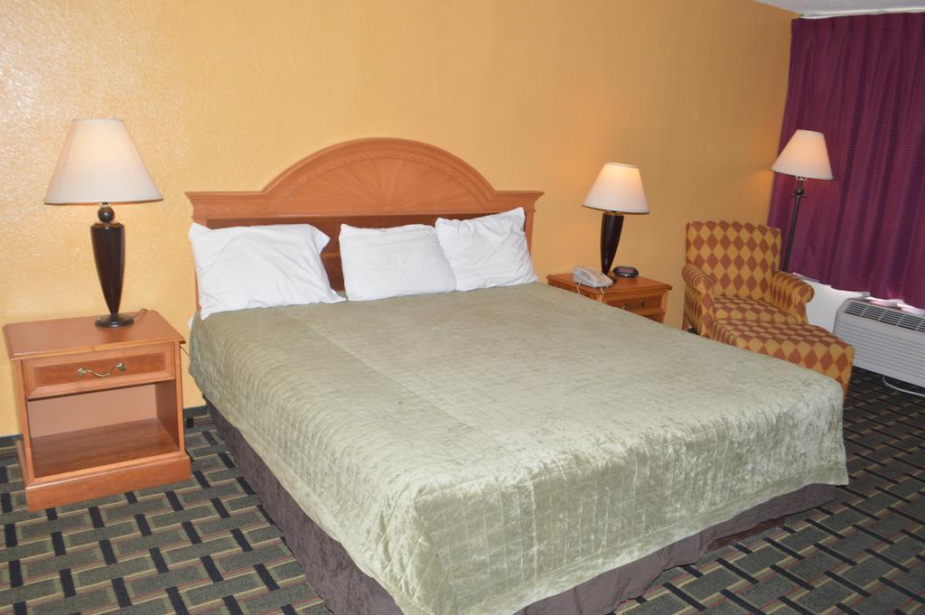 Rodeway Inn Denmark-Jackson Pokój zdjęcie