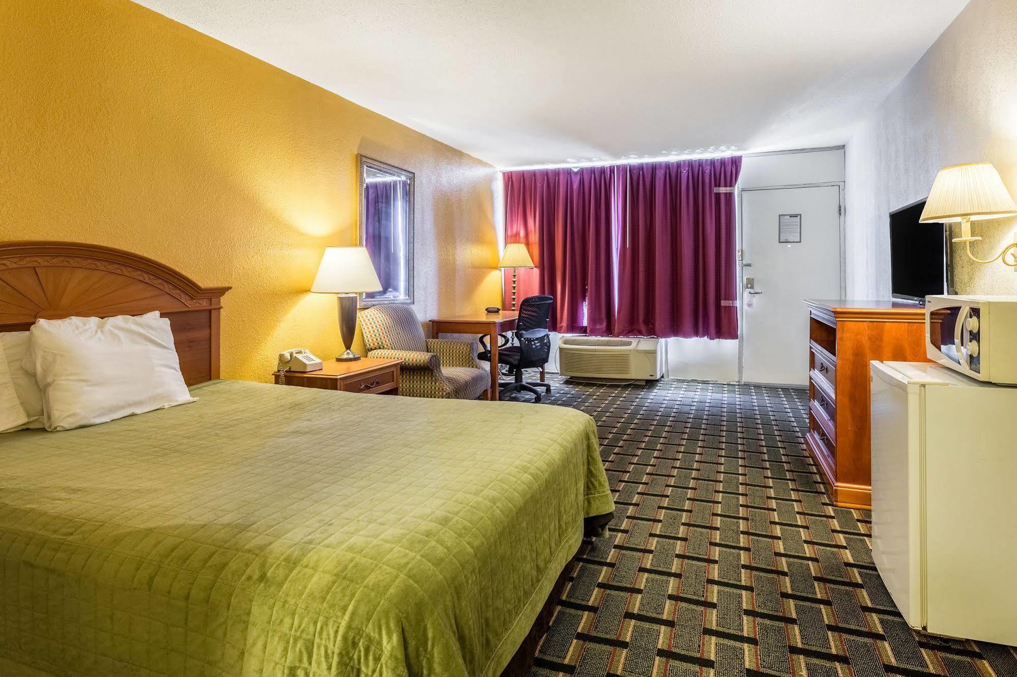 Rodeway Inn Denmark-Jackson Zewnętrze zdjęcie